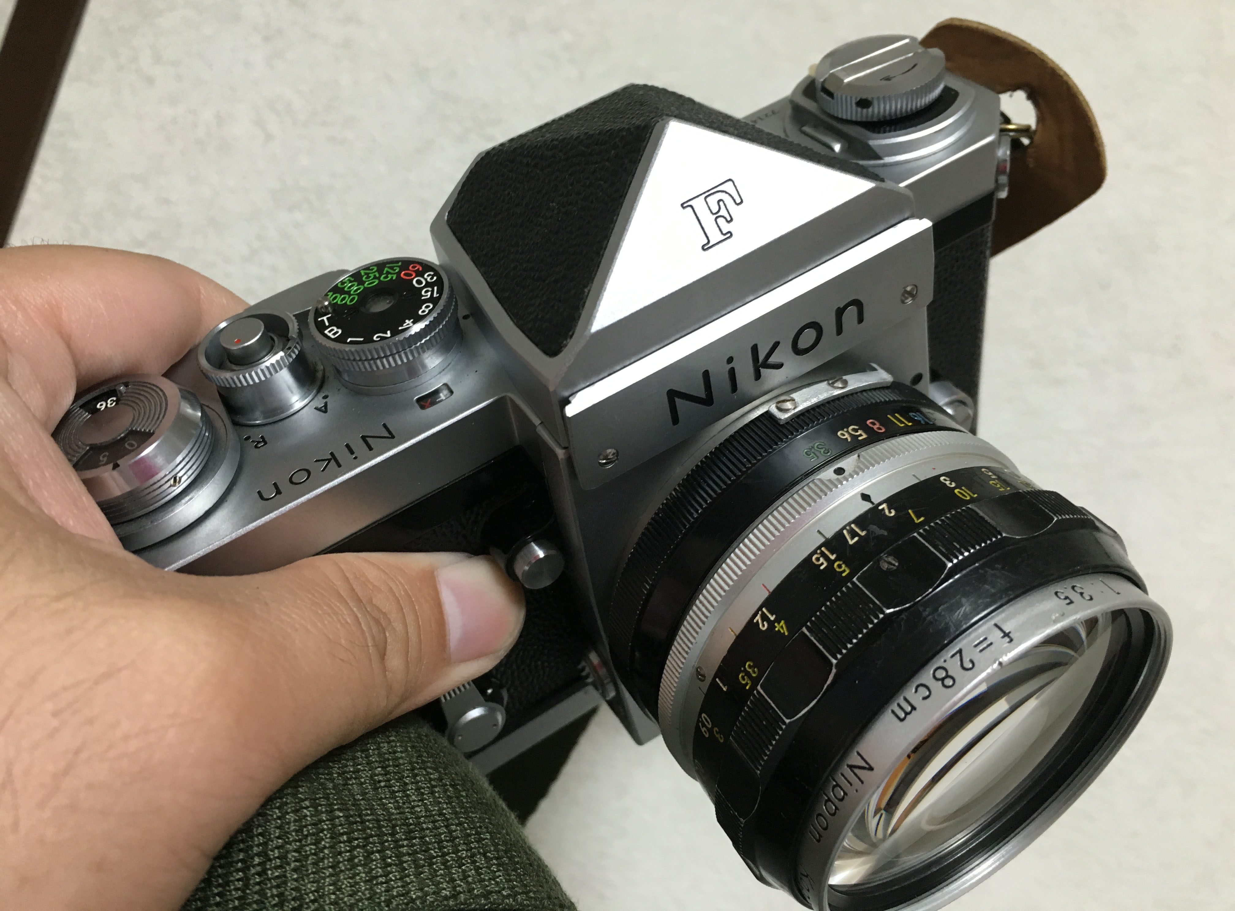 Repair: Nikon F Eye-Level Finder | Richard Haw's Classic Nikon